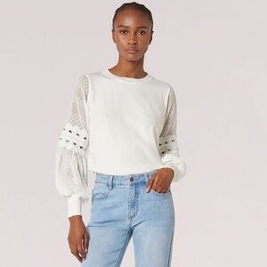 Sioni Milano White Sleeve Sweater with Lace Detailed Sleeves Size Large Sz L